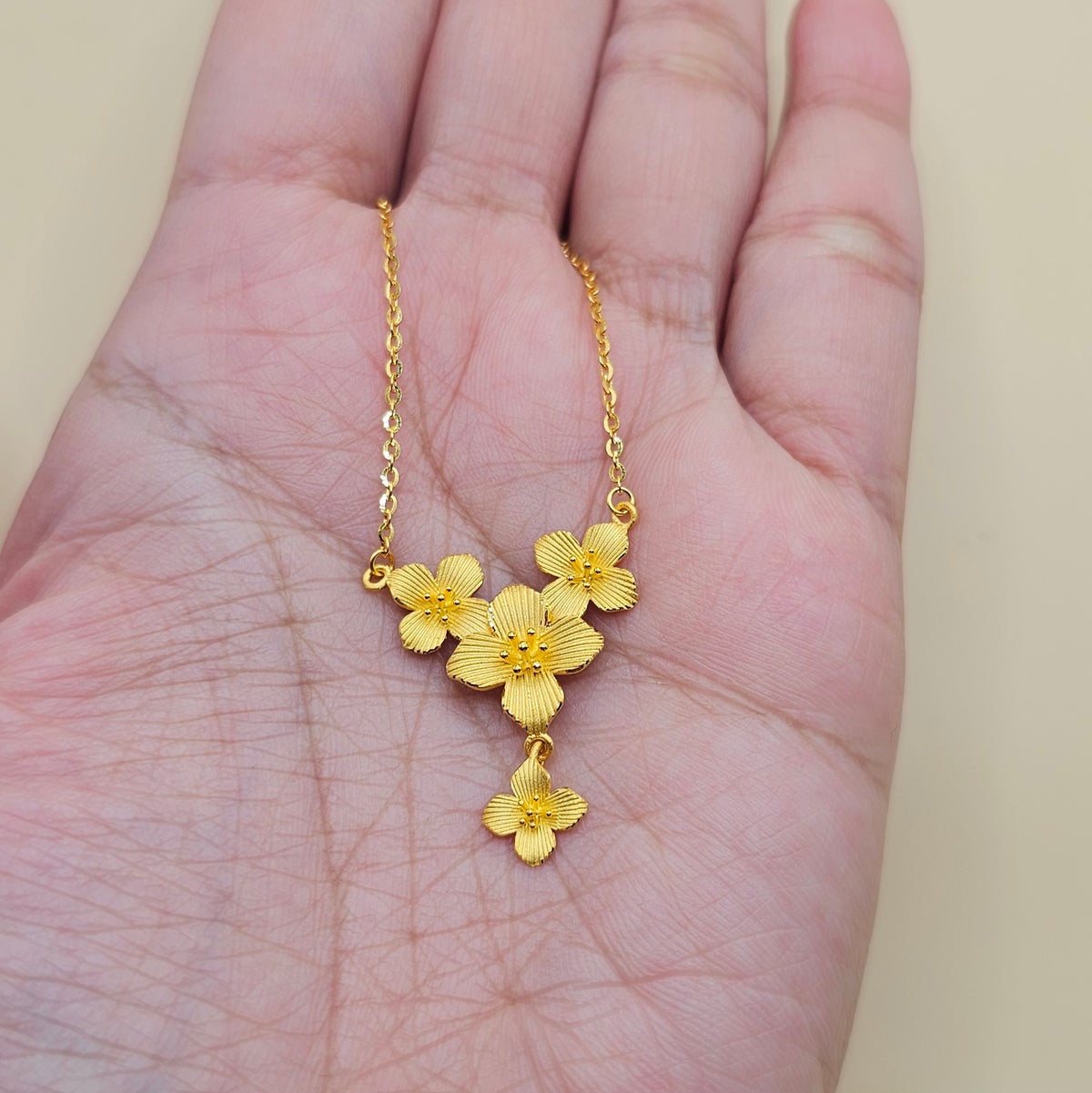 24K Solid Gold Four Cherry Blossoms Necklace