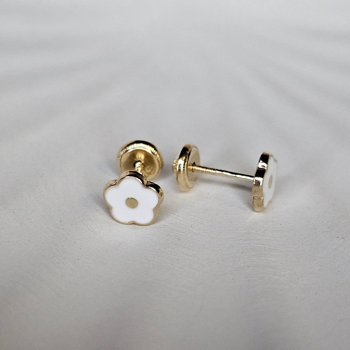 14K Solid Gold White Flower Enamel Ear Studs