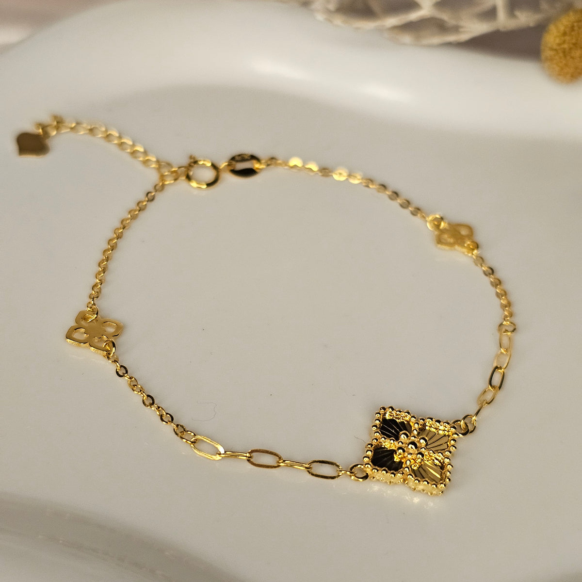 18K Solid Gold Four-Leaf Clover Bracelet