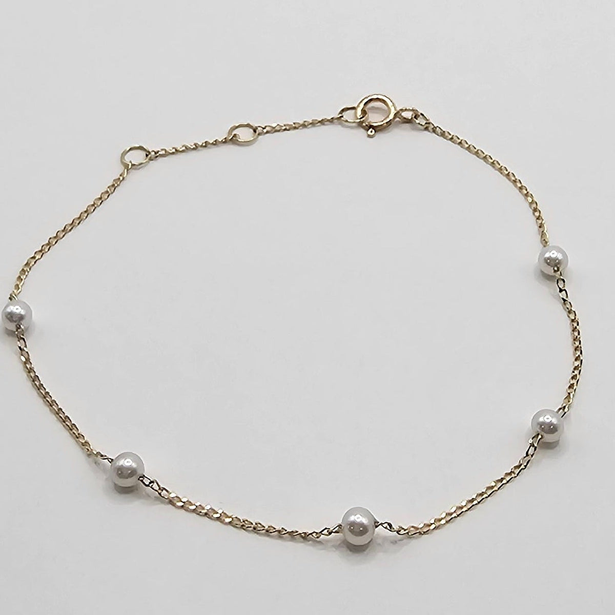 14K Solid Gold Bracelet with Pearls
